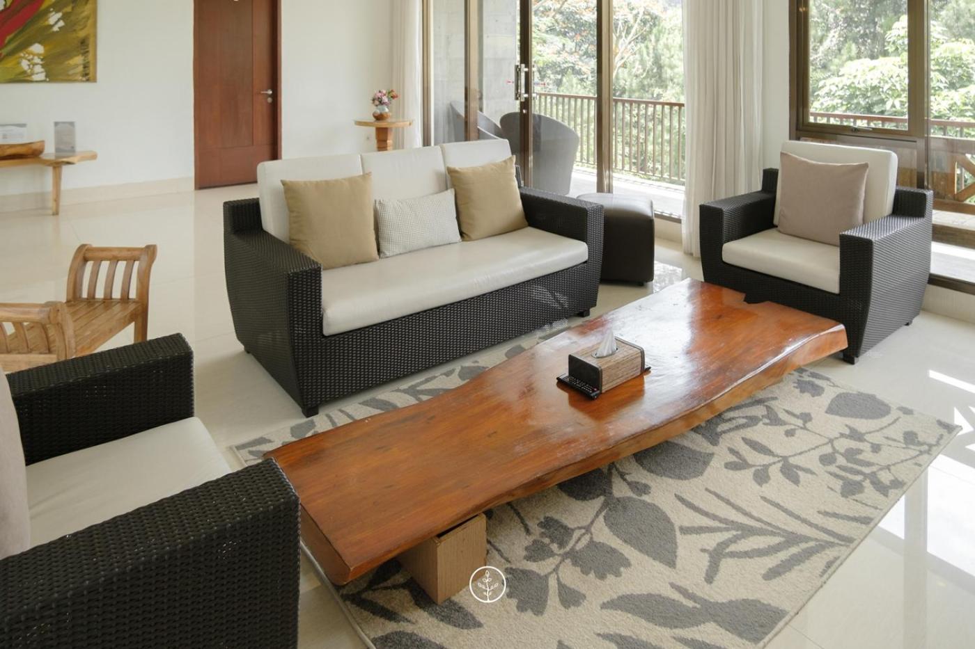 Hikari Hill View Villa 7 Bedrooms With A Private Swimming Pool And Billiard Bandung Exterior foto